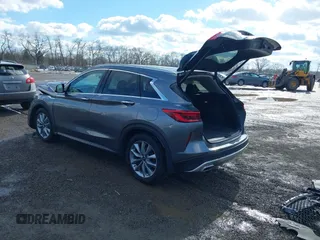 2020 Infiniti QX50 Luxe z VIN 3PCAJ5M38LF112019, wystawiony jako IAAI lot #41395539 z przebiegiem 35 908 mil mil oraz . Historia ofert i sprzedaży dostępna na DreamBid. Obrazek 3.