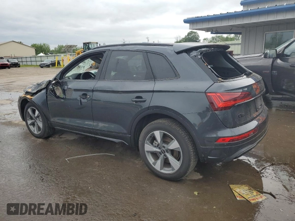 2025 Audi Q5 Premium Plus with VIN WA1BBAFY6S2009213, listed as a Copart auction lot 62832425 with 6,053 mi miles and Salvage title. Bid and sale history available at DreamBid. Image 2.