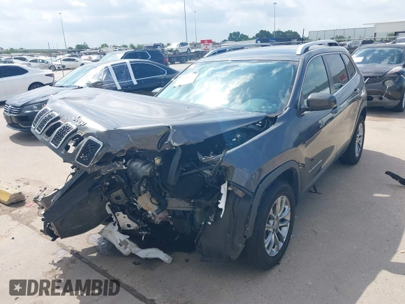 2019 Jeep Cherokee Latitude Plus z VIN 1C4PJLLB2KD333239, wystawiony jako IAAI lot #42144451 z przebiegiem 64 828 mil mil oraz . Historia ofert i sprzedaży dostępna na DreamBid. Obrazek 19.
