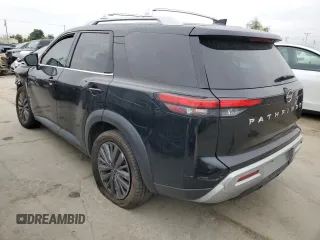 2023 Nissan Pathfinder SL z VIN 5N1DR3CBXPC204458, wystawiony jako Copart lot #55471615 z przebiegiem Nie podano mil oraz Szkody całkowita. Historia ofert i sprzedaży dostępna na DreamBid. Obrazek 2.