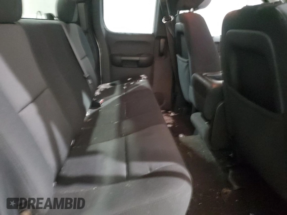 2010 Chevrolet Silverado 1500 LS with VIN 1GCSKREA4AZ251643, listed as a Copart auction lot 88511085 with 136,052 mi miles and Salvage Title. Bid and sale history available at DreamBid. Image 10.