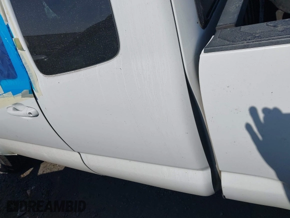 2019 Toyota Tacoma SR with VIN 5TFRX5GN9KX140351, listed as a IAAI auction lot 42593591 with 202,707 mi miles and . Bid and sale history available at DreamBid. Image 15.