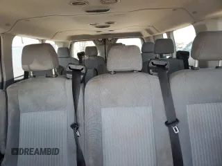 2015 Ford Transit XL z VIN 1FBZX2ZM0FKA16284, wystawiony jako Copart lot #52119165 z przebiegiem 340 384 mil mil oraz Czysty tytuł • Clean title. Historia ofert i sprzedaży dostępna na DreamBid. Obrazek 10.