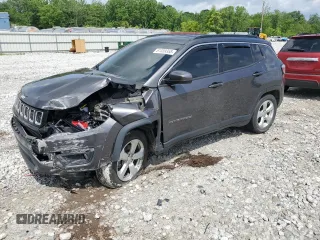 2020 Jeep Compass Latitude с VIN 3C4NJCBB6LT235383, выставлен на аукционе Copart как лот 61359355 с пробегом Не указан миль и Списание • Salvage title. История ставок и продаж доступна на DreamBid. Изображение 1.