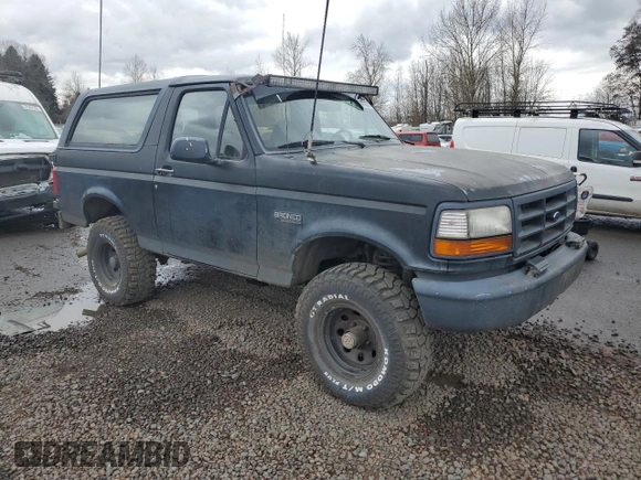 1993 Ford Bronco Custom with VIN 1FMEU15H0PLB25986, listed as a Copart auction lot 47622775 with 196,277 mi miles and Clean title. Bid and sale history available at DreamBid. Image 4.