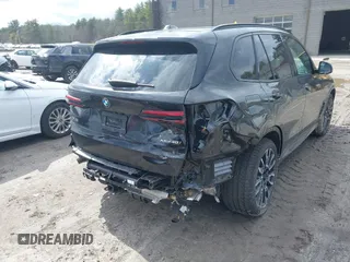 2025 BMW X5 xDrive40i with VIN 5UX23EU03S9Z21861, listed as a IAAI auction lot 41852928 with 992 mi miles and . Bid and sale history available at DreamBid. Image 4.