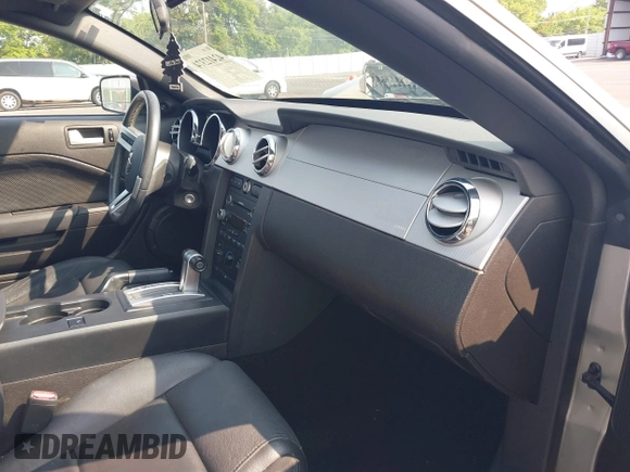 2008 Ford Mustang Deluxe with VIN 1ZVHT80N485102045, listed as a IAAI auction lot 42412374 with 153,632 mi miles and . Bid and sale history available at DreamBid. Image 5.