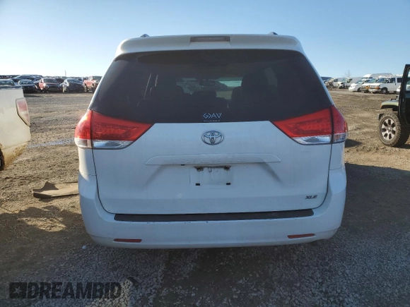 2011 Toyota Sienna XLE AAS with VIN 5TDYK3DC4BS064187, listed as a Copart auction lot 46417045 with 284,599 mi miles and Salvage Title. Bid and sale history available at carsss.com. Image 6.