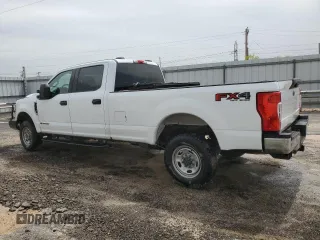 2021 Ford Super Duty F-250 SRW XL with VIN 1FT7W2BT8MED94503, listed as a Copart auction lot 50867015 with 208,192 mi miles and Clean Title. Bid and sale history available at carsss.com. Image 2.