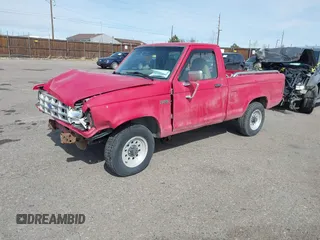 1992 Ford Ranger with VIN 1FTCR10A1NTA09040, listed as a IAAI auction lot 41809501 with 92,872 mi miles. Bid and sale history available at carsss.com. Image 2.