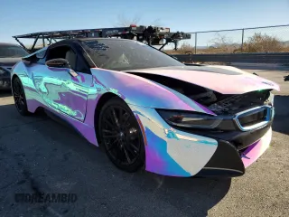 2019 BMW i8 z VIN WBY2Z6C56K7D09508, wystawiony jako Copart lot #86847034 z przebiegiem 24 015 mil mil oraz Szkoda całkowita • Salvage title. Historia ofert i sprzedaży dostępna na DreamBid. Obrazek 4.