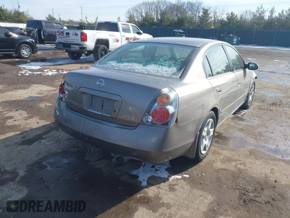 2002 Nissan Altima S with VIN 1N4AL11D72C181432, listed as a IAAI auction lot 41513586 with 0 mi miles. Bid and sale history available at carsss.com. Image 4.