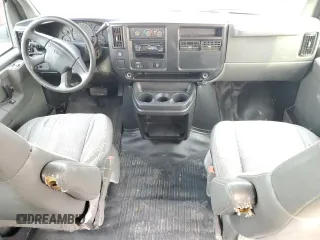 2007 GMC Savana with VIN 1GJHG39U671164615, listed as a Copart auction lot 88866525 with 182,856 mi miles and Salvage Title. Bid and sale history available at carsss.com. Image 8.