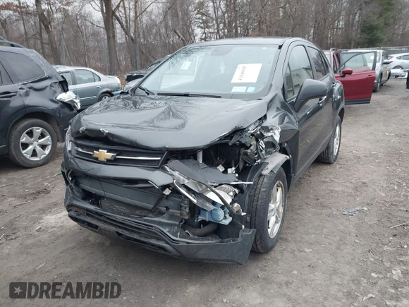 2019 Chevrolet Trax LS with VIN 3GNCJNSB5KL386143, listed as a IAAI auction lot 41848085 with 78,680 mi miles and . Bid and sale history available at DreamBid. Image 6.