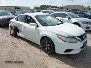 2016 Nissan Altima S with VIN 1N4AL3AP0GN353382, listed as a IAAI auction lot 42670098 with 137,543 mi miles and . Bid and sale history available at DreamBid. Image 1.