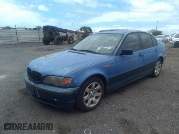 2002 BMW 3 Series 325i with VIN WBAET37482NG72157, listed as a IAAI auction lot 41648030 with 1 mi miles. Bid and sale history available at carsss.com. Image 6.