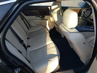 2012 Jaguar XJ XJL z VIN SAJWA2GB0CLV25378, wystawiony jako IAAI lot #42251924 z przebiegiem 90 582 mil mil oraz . Historia ofert i sprzedaży dostępna na DreamBid. Obrazek 8.