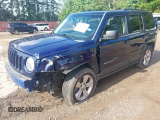 2016 Jeep Patriot Latitude with VIN 1C4NJRFB0GD608488, listed as a IAAI auction lot 42427746 with 88,325 mi miles and . Bid and sale history available at DreamBid. Image 19.