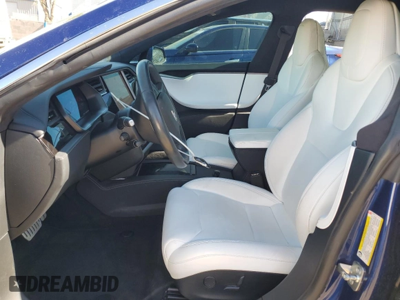 2019 Tesla Model S 100D with VIN 5YJSA1E40KF332077, listed as a Copart auction lot 53733965 with 33,098 mi miles and Salvage title. Bid and sale history available at DreamBid. Image 7.