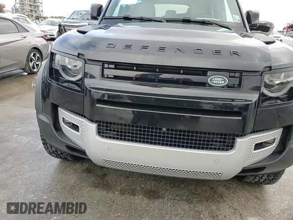 2023 Land Rover Defender SE with VIN SALEP7EU1P2186080, listed as a Copart auction lot 84107764 with 9,780 mi miles and Salvage title. Bid and sale history available at DreamBid. Image 11.