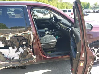 2020 Kia Telluride EX with VIN 5XYP3DHC9LG003327, listed as a IAAI auction lot 42387615 with 87,858 mi miles and . Bid and sale history available at DreamBid. Image 5.