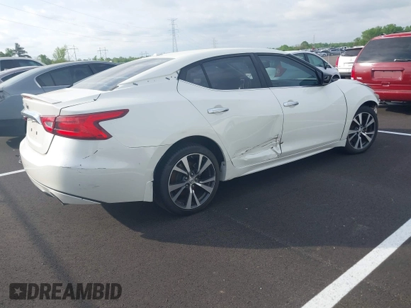 2017 Nissan Maxima SV z VIN 1N4AA6AP8HC365378, wystawiony jako IAAI lot #41984258 z przebiegiem 159 267 mil mil oraz . Historia ofert i sprzedaży dostępna na DreamBid. Obrazek 4.