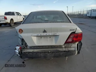 2003 Mitsubishi Galant ES z VIN 4A3AA46G43E124340, wystawiony jako Copart lot #74021014 z przebiegiem 220 226 mil mil oraz Szkoda całkowita • Salvage title. Historia ofert i sprzedaży dostępna na DreamBid. Obrazek 6.