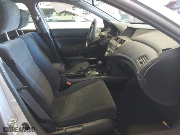 2010 Honda Accord Sdn LX with VIN 1HGCP2F31AA076605, listed as a IAAI auction lot 41933871 with 289,642 mi miles. Bid and sale history available at carsss.com. Image 5.