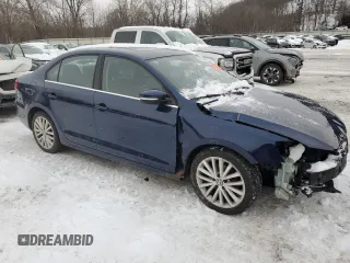 2011 Volkswagen Jetta SEL with VIN 3VWLZ7AJ8BM331229, listed as a Copart auction lot 88297405 with 179,031 mi miles and Salvage title. Bid and sale history available at DreamBid. Image 4.