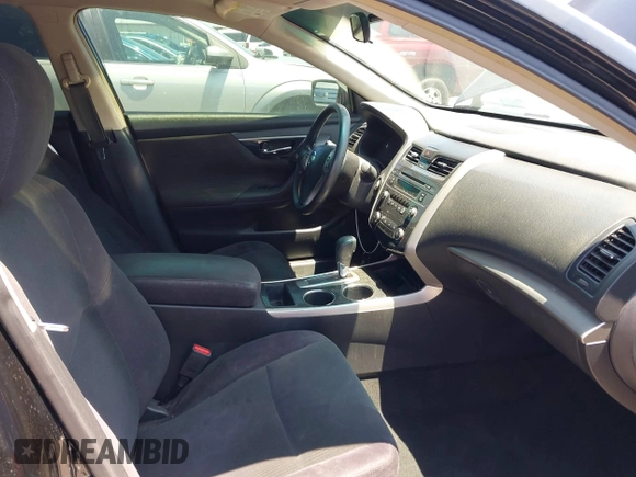 2013 Nissan Altima SV with VIN 1N4AL3AP7DC210257, listed as a IAAI auction lot 42661913 with 143,079 mi miles and . Bid and sale history available at DreamBid. Image 5.
