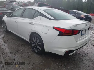2019 Nissan Altima SL with VIN 1N4BL4EW3KN312958, listed as a IAAI auction lot 41958014 with 50,983 mi miles and . Bid and sale history available at carsss.com. Image 3.