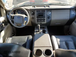 2010 Ford Expedition SSV z VIN 1FMJU1G56AEB21051, wystawiony jako Copart lot #53277855 z przebiegiem 163 683 mil mil oraz Szkody całkowita. Historia ofert i sprzedaży dostępna na DreamBid. Obrazek 8.