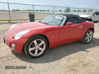 2007 Pontiac Solstice z VIN 1G2MB35BX7Y137681, wystawiony jako Copart lot #67002804 z przebiegiem 133 295 mil mil oraz Szkoda całkowita • Salvage title. Historia ofert i sprzedaży dostępna na DreamBid. Obrazek 1.