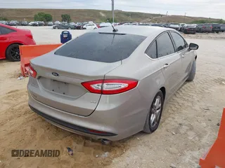 2015 Ford Fusion SE with VIN 3FA6P0H70FR211303, listed as a IAAI auction lot 41879349 with 104,896 mi miles. Bid and sale history available at carsss.com. Image 4.
