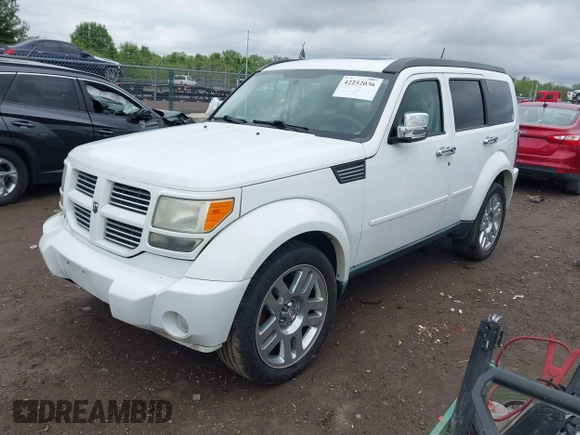2011 Dodge Nitro Heat z VIN 1D4PU4GK7BW598432, wystawiony jako IAAI lot #42252036 z przebiegiem 148 329 mil mil oraz . Historia ofert i sprzedaży dostępna na DreamBid. Obrazek 2.