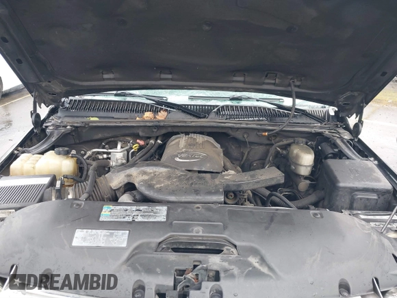 2005 Chevrolet Tahoe Z71 with VIN 1GNEC13T15R205653, listed as a IAAI auction lot 41808672 with 210,261 mi miles and . Bid and sale history available at DreamBid. Image 10.