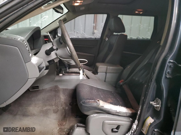 2007 Jeep Grand Cherokee Laredo with VIN 1J8HR48P17C698847, listed as a Copart auction lot 87589575 with 183,188 mi miles and Salvage Title. Bid and sale history available at carsss.com. Image 7.