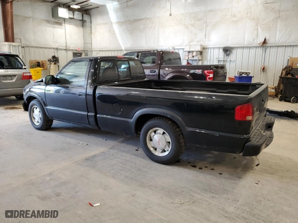 2003 GMC Sonoma SLS with VIN 1GTCS14X938267079, listed as a Copart auction lot 89083215 with 146,335 mi miles and Clean Title. Bid and sale history available at carsss.com. Image 2.