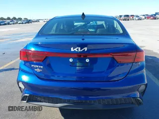2024 Kia Forte LXS z VIN 3KPF24AD3RE837939, wystawiony jako IAAI lot #41407498 z przebiegiem Nie podano mil oraz . Historia ofert i sprzedaży dostępna na DreamBid. Obrazek 16.