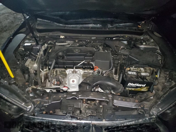 2018 Acura TLX w/Technology Pkg with VIN 19UUB1F59JA008194, listed as a Copart auction lot 51000585 with 88,953 mi miles and Salvage Title. Bid and sale history available at carsss.com. Image 11.