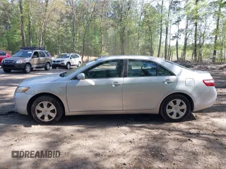 2009 Toyota Camry z VIN 4T1BE46K59U285838, wystawiony jako IAAI lot #42071960 z przebiegiem 141 140 mil mil oraz . Historia ofert i sprzedaży dostępna na DreamBid. Obrazek 13.
