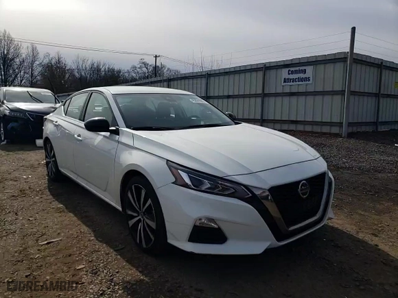 2022 Nissan Altima 2.5 SR with VIN 1N4BL4CVXNN411792, listed as a Copart auction lot 45891985 with 31,357 mi miles and Salvage Title. Bid and sale history available at carsss.com. Image 10.