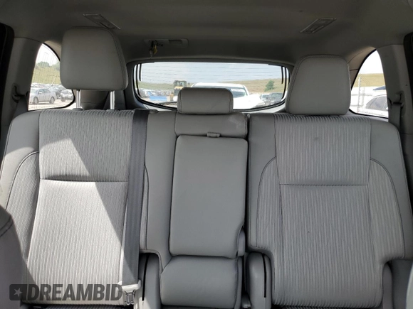 2017 Toyota Highlander LE with VIN 5TDBZRFH1HS482941, listed as a Copart auction lot 61963245 with 92,316 mi miles and Salvage title. Bid and sale history available at DreamBid. Image 10.