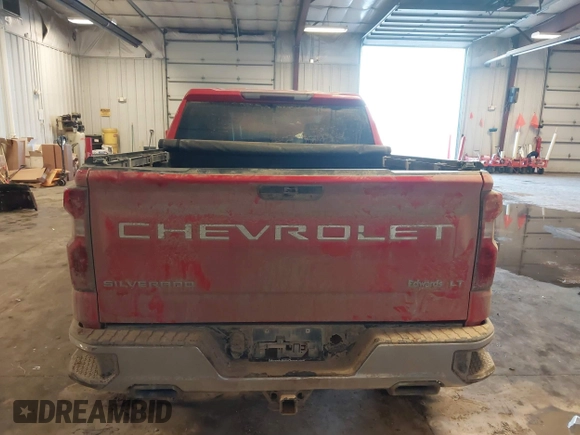 2019 Chevrolet Silverado 1500 LT with VIN 1GCUYDED2KZ133242, listed as a IAAI auction lot 41645716 with 129,803 mi miles. Bid and sale history available at carsss.com. Image 17.