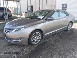 2016 Lincoln MKZ z VIN 3LN6L2J90GR614644, wystawiony jako IAAI lot #42547420 z przebiegiem 45 237 mil mil oraz . Historia ofert i sprzedaży dostępna na DreamBid. Obrazek 17.
