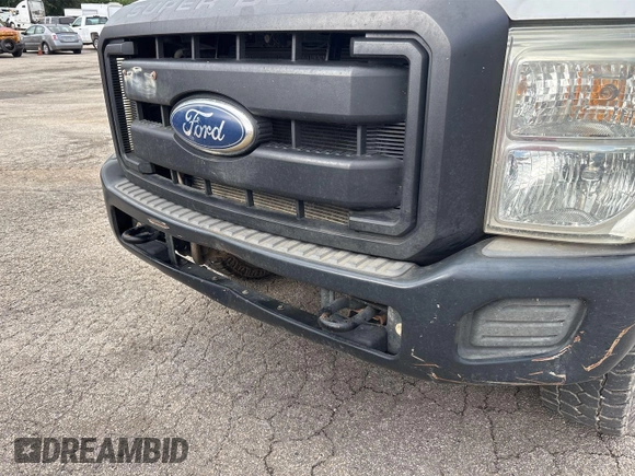 2011 Ford F-250 XL z VIN 1FT7W2B64BEC17079, wystawiony jako IAAI lot #42890662 z przebiegiem 106 522 mil mil oraz . Historia ofert i sprzedaży dostępna na DreamBid. Obrazek 21.