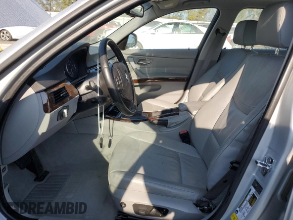 2009 BMW 3 Series 328i with VIN WBAPH775X9NM28706, listed as a Copart auction lot 73389384 with 92,892 mi miles and Salvage Title. Bid and sale history available at carsss.com. Image 7.