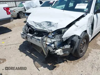 2007 Ford Focus S with VIN 1FAFP34N17W124403, listed as a IAAI auction lot 42021135 with 178,896 mi miles and . Bid and sale history available at carsss.com. Image 6.