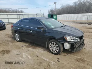 2019 Nissan Sentra S z VIN 3N1AB7AP9KY349415, wystawiony jako Copart lot #43238175 z przebiegiem 170 950 mil mil oraz Szkoda całkowita • Salvage title. Historia ofert i sprzedaży dostępna na DreamBid. Obrazek 4.