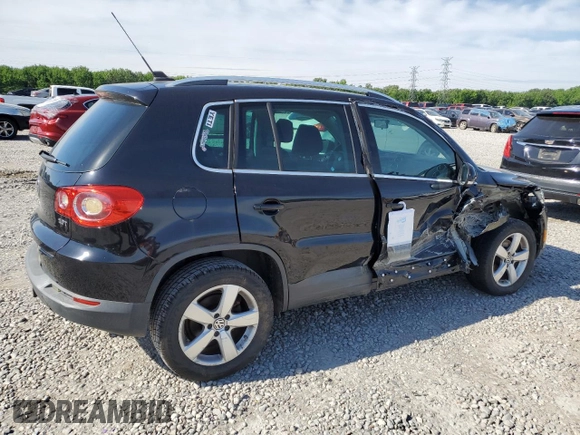 2010 Volkswagen Tiguan Wolfsburg Edition z VIN WVGAV7AX2AW527803, wystawiony jako Copart lot #55920475 z przebiegiem 107 682 mil mil oraz Szkoda całkowita • Salvage title. Historia ofert i sprzedaży dostępna na DreamBid. Obrazek 3.
